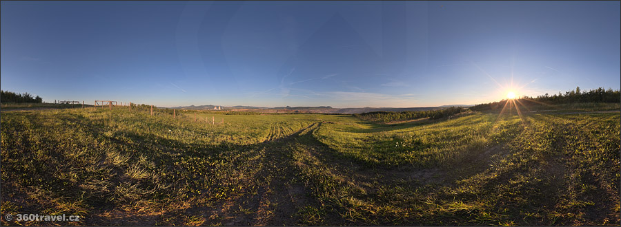 Play virtual tour - Liptice Viewpoint