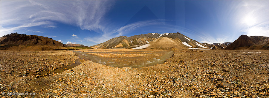 Play virtual tour - Valley under the Bláhnúkur